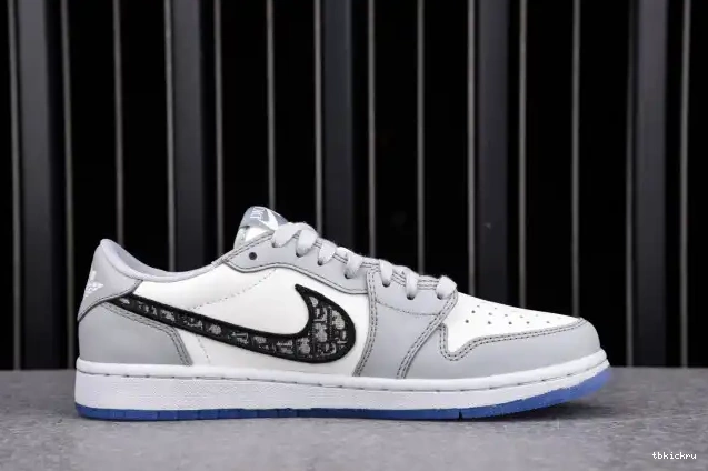 Reps TBkick CN8607-002 1 shoe X LOW (DR OG box) DR JORDAN 0603
